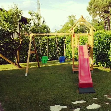 Monterosa Con Piscina Couette-café