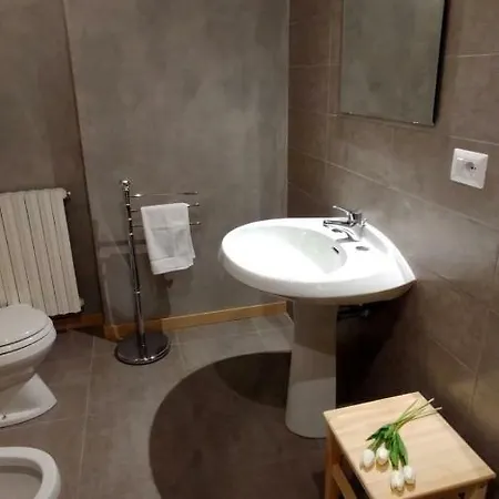 Monterosa Con Piscina Bed & Breakfast